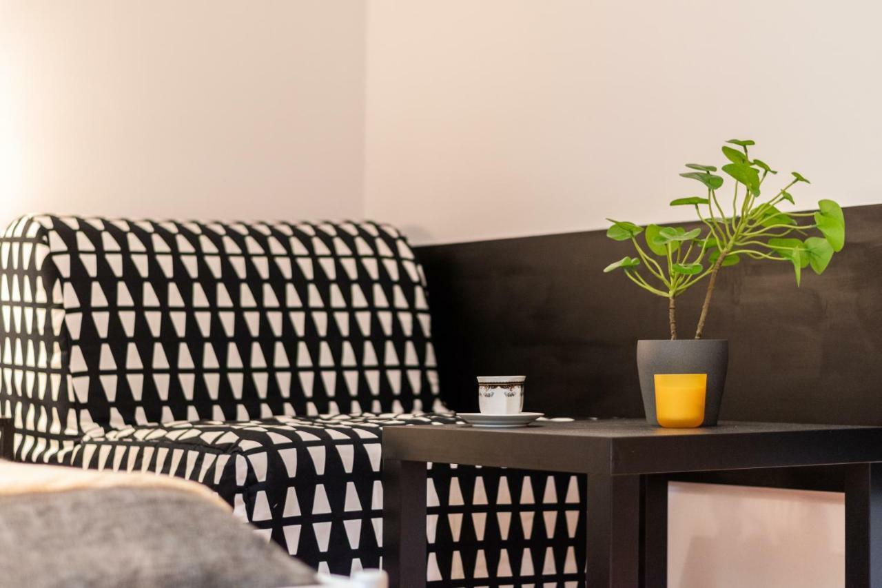 Wilcza 55 By Renters Apartament *